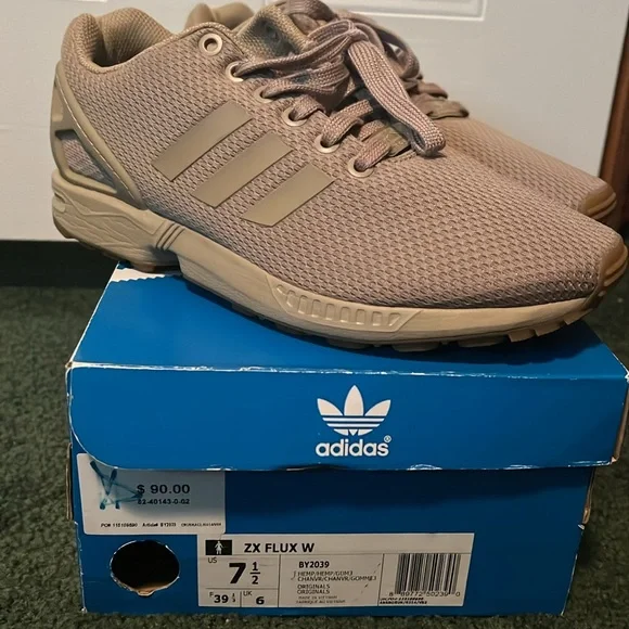 Adidas shoes / color- hemp - Picture 5 of 6